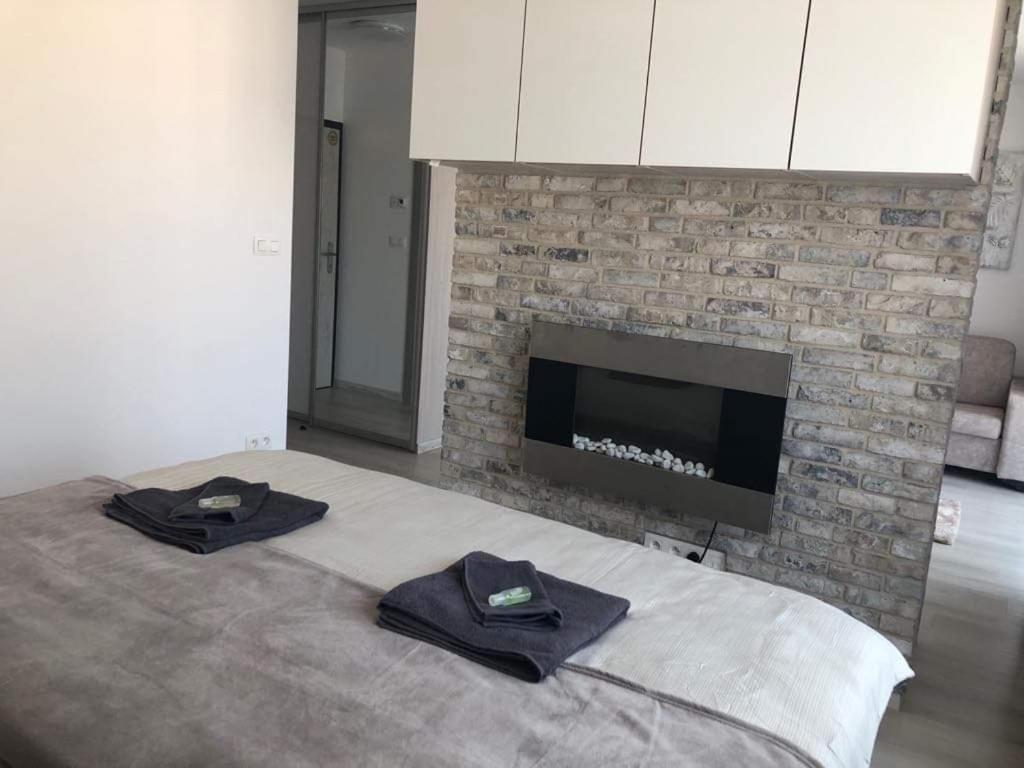 Urban Residence C707, Free Garage Parking Братислава Екстериор снимка